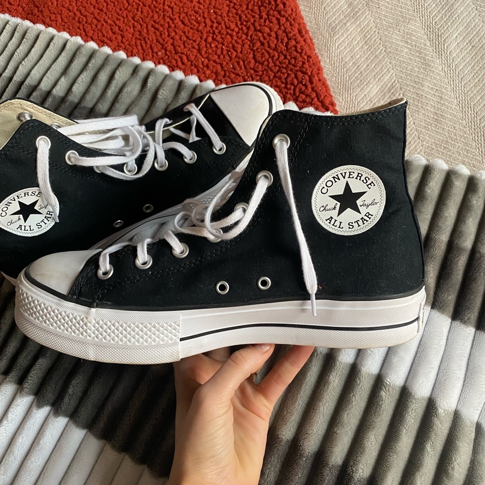 Platformed converse/chuck Taylor